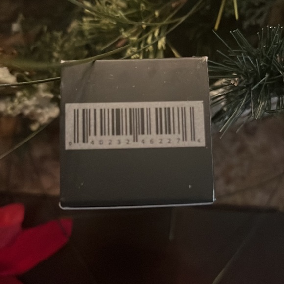 🎁 EPIONE SKIN CARE BEVERLY HILLS
Flawless Serum
30 ml🎁 - Picture 5 of 12